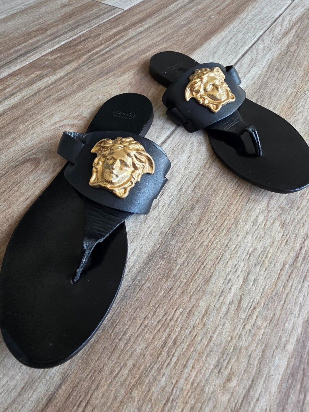 Versace Medusa Thong Black Leather Sandals Eur. 37.5